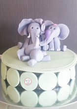 Load image into Gallery viewer, Custom Celebration Cake